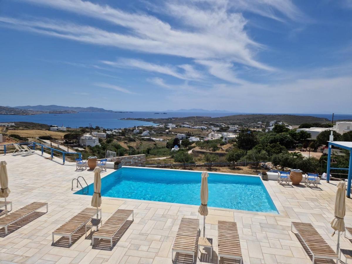 White Blue Houses & Apartments Paros エクステリア 写真